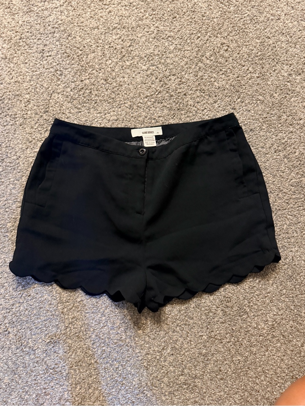 Scalloped Hem Black Women's Shorts